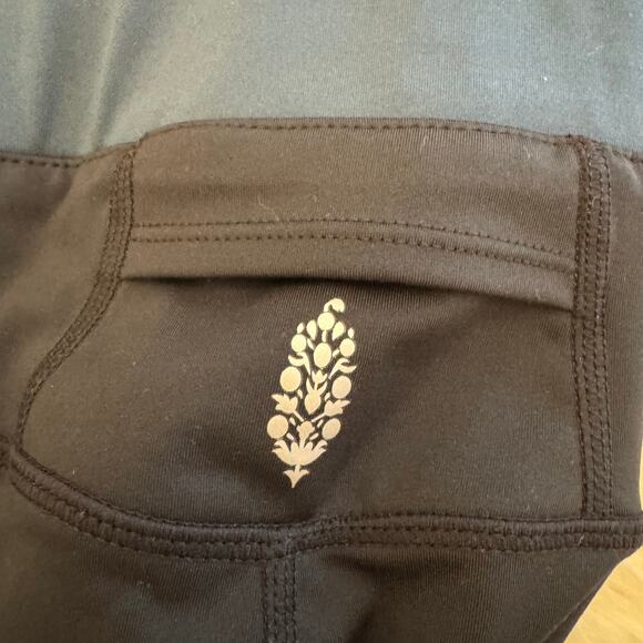 Free People Movement Color Block Pull On 7/8 Rebel Leggings Medium - Picture 3 of 11